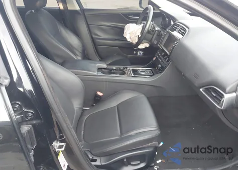 2017 Jaguar Xe 25T Premium from USA, damaged, VIN SAJAD4BG4HA970001